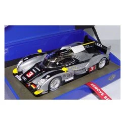 LeMans Miniature Audi R18 #3 Le Mans 2011 Slot Car 1/32 132061-3M