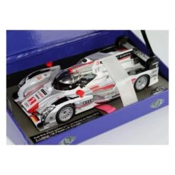 LeMans Miniatures Audi R18 ETron Quattro Le Mans 2013 Slot Car 132063/1M