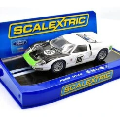 Scalextric C3231 Ford GT 1966 Daytona Walt Hansgen Mark Donohue Slot Car 1/32